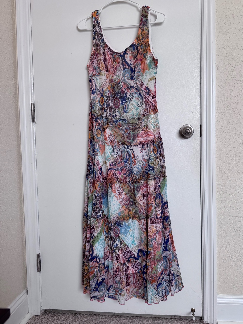 Nine West Multi-Color Chiffon  Maxi Dress - Lightweight Summer Style, 8 🦋